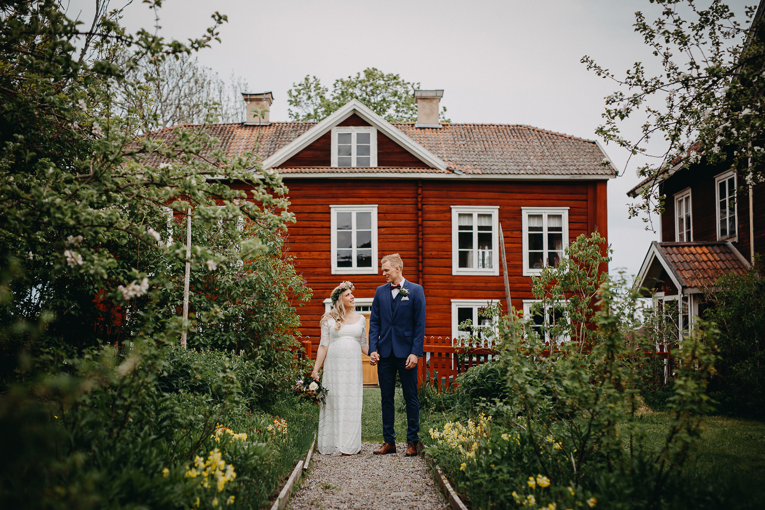 Hälsingebröllop Söderhamn Fotograf Yohanna Mårtensson